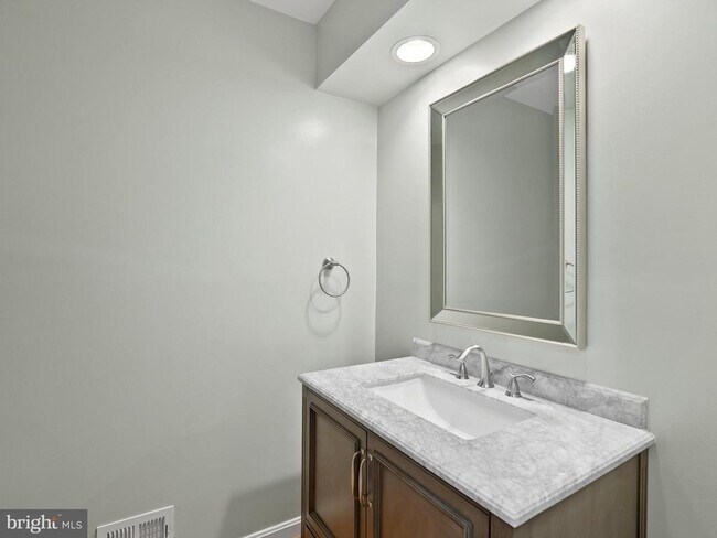 Building Photo - 11603 Auburn Grove Ct