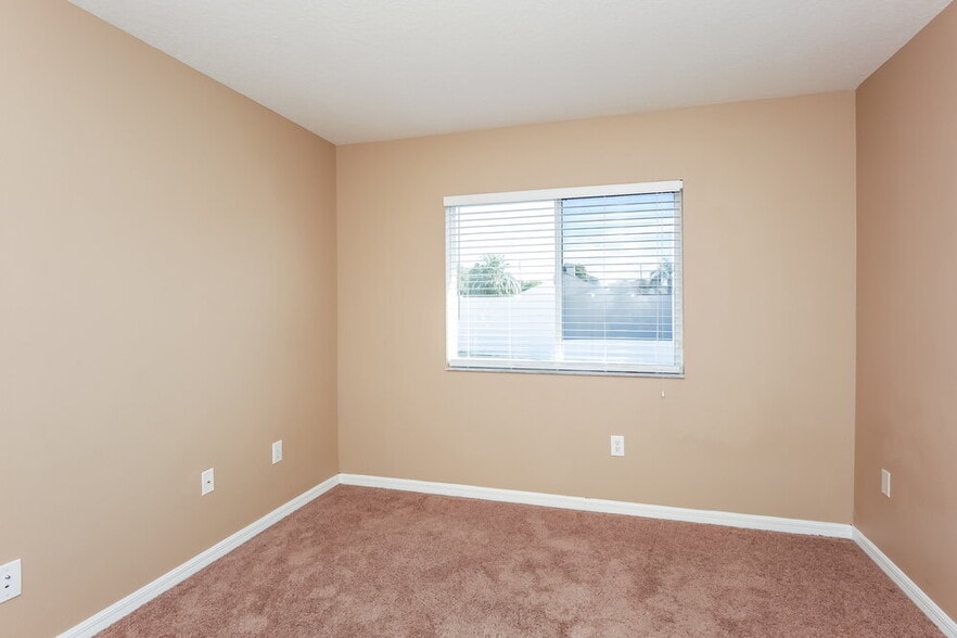 Building Photo - 11018 Whitecap Dr