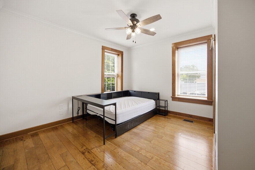 Building Photo - 823 McCallie Ave