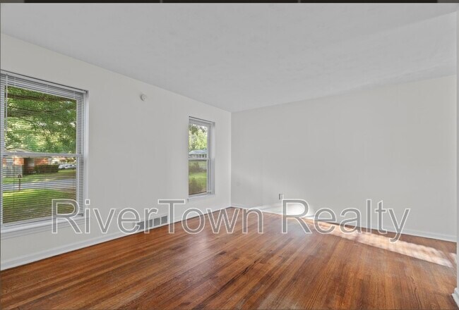 Building Photo - 4867 Haleville Rd