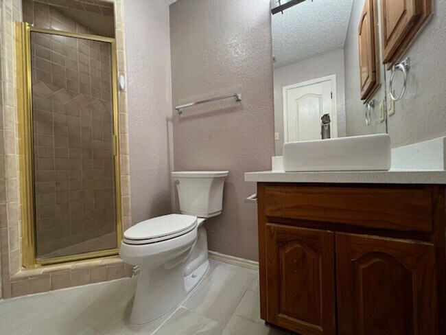 Building Photo - Winfield Subdivision