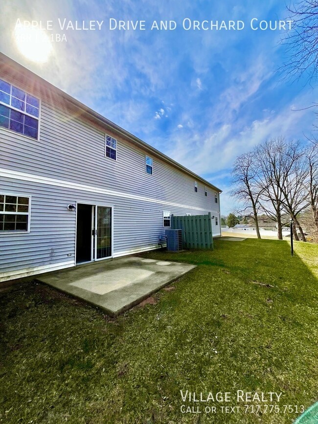 Building Photo - 910 Apple Valley Dr