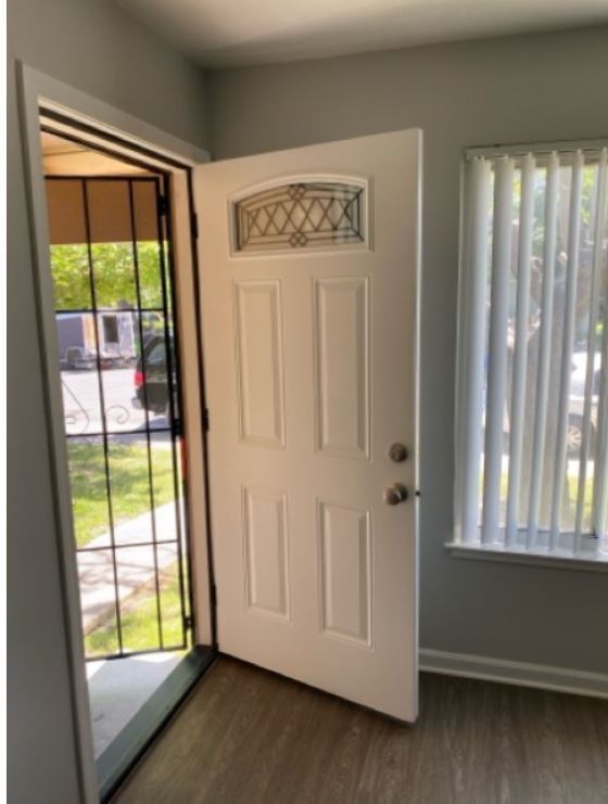 Building Photo - Charming 2 bedroom 1 Bath Duplex