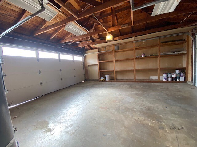 Building Photo - Beautiful and newly remodeled home in Rose...