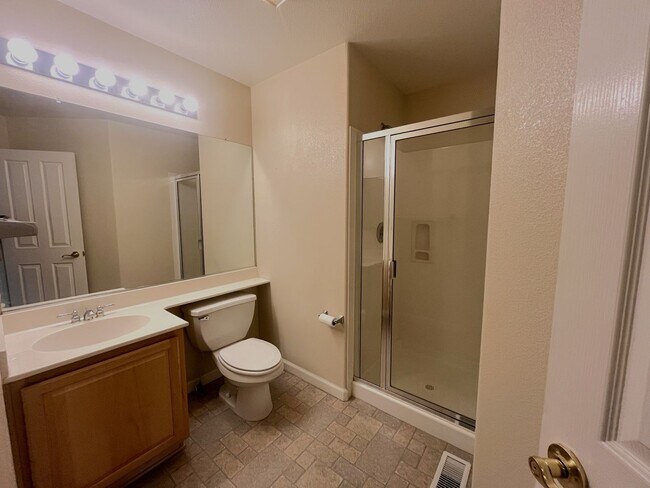 Building Photo - Super Desirable Southwest Reno