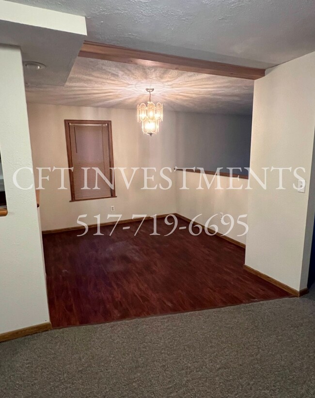 Dining or Flex Space - 14360 S Grange Rd