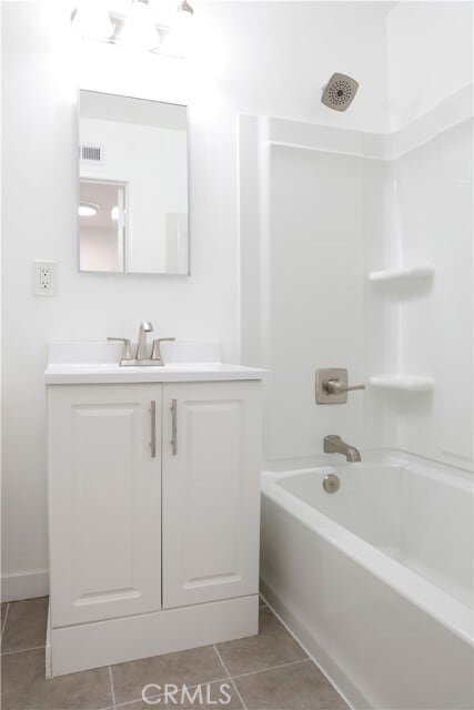 Building Photo - 2709 S Baker St