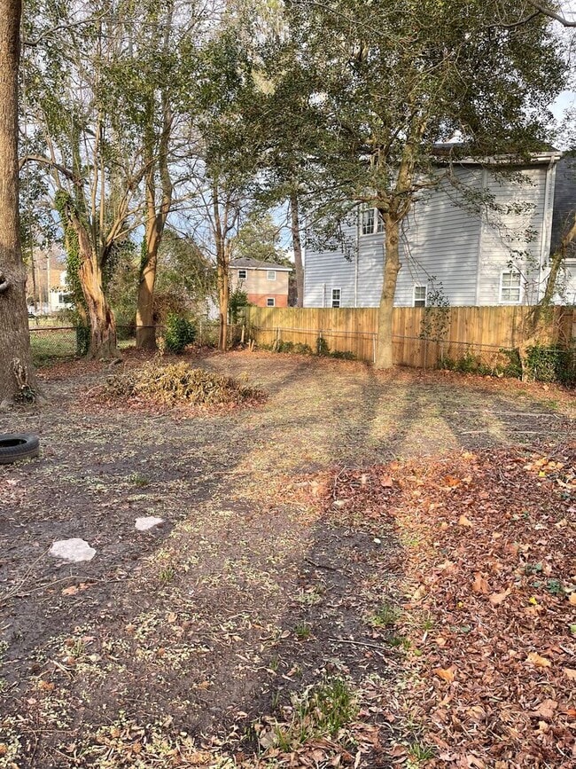 Building Photo - Great Ranch Home in Norfolk