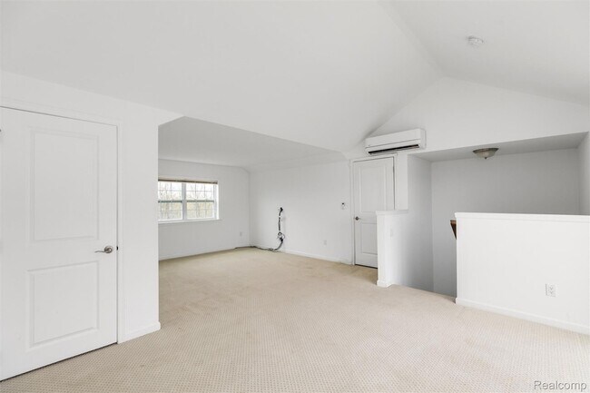 Building Photo - 2769 Ashcombe Dr.