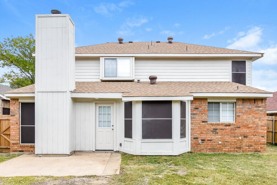 Building Photo - 208 Chamblin Dr