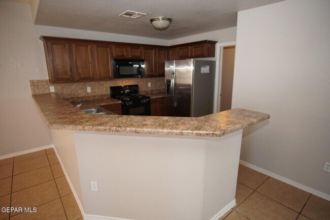 Building Photo - 14348 Smokey Point Dr