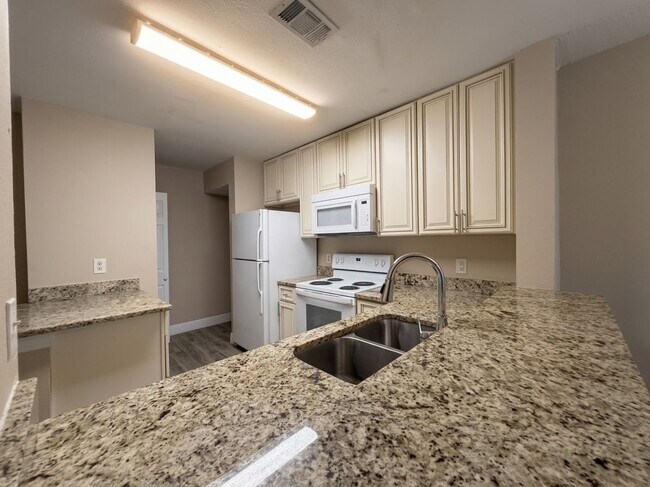 Building Photo - 5232 Via Hacienda Cir