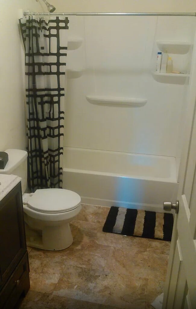 Building Photo - 167 Court St