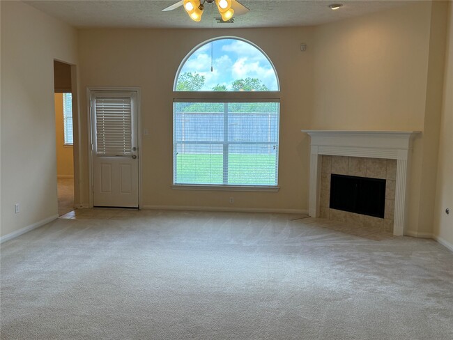 Building Photo - 10727 Gilford Crest Dr