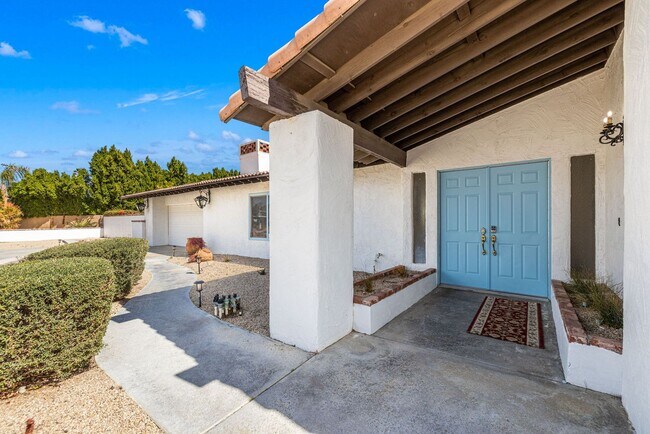 Building Photo - Sunnyside House with Pool in Palm Springs