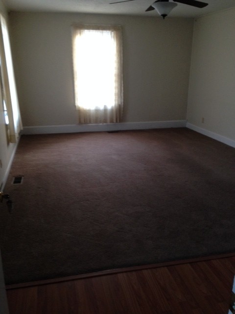 Large living room with laminate entry - 74 Michigan Ave