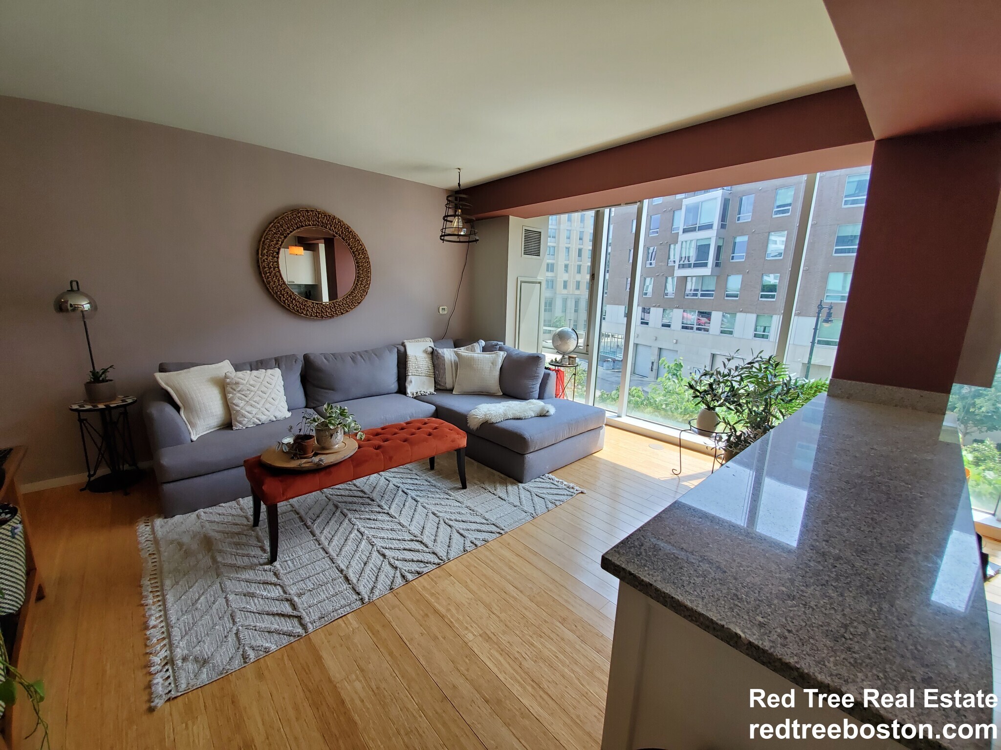 Building Photo - 2 Earhart St