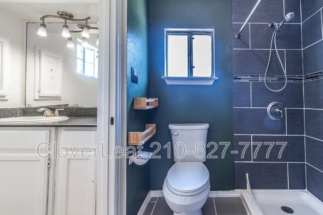 Building Photo - 317 Kashmuir Pl