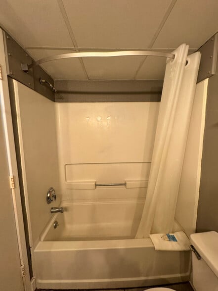 Building Photo - 1207 S Ocean Blvd