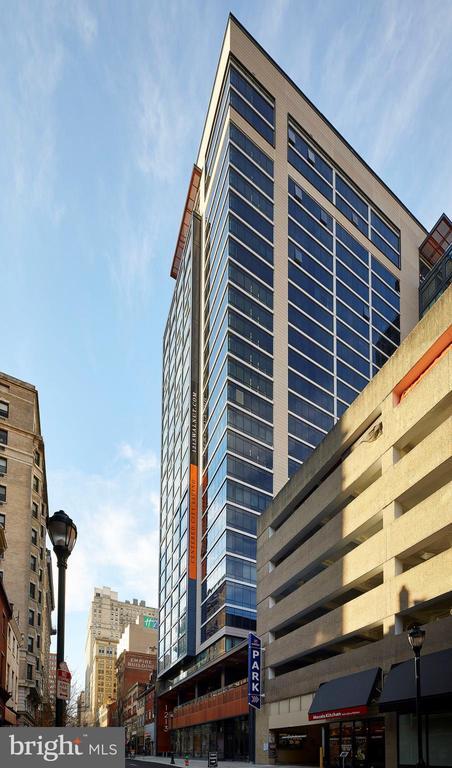 Building Photo - 1213 Walnut St