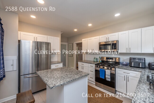Building Photo - 2588 Queenston Rd