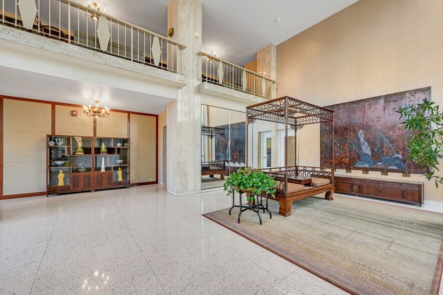 South tower lobby - 4250 N Marine Dr
