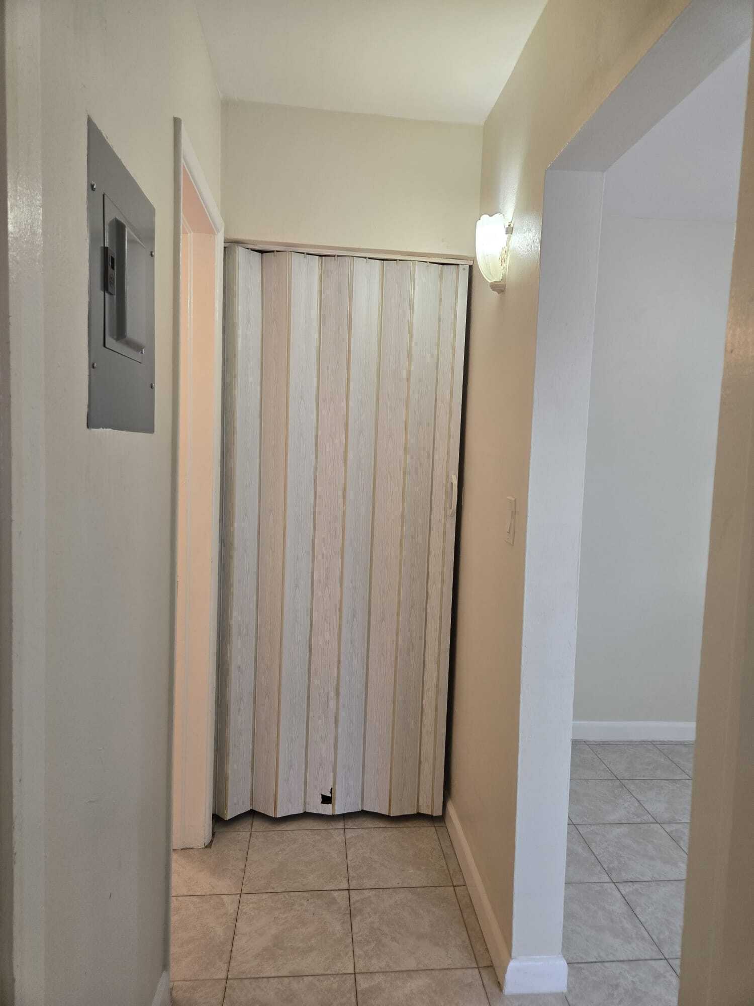 Building Photo - 2245 Fillmore St