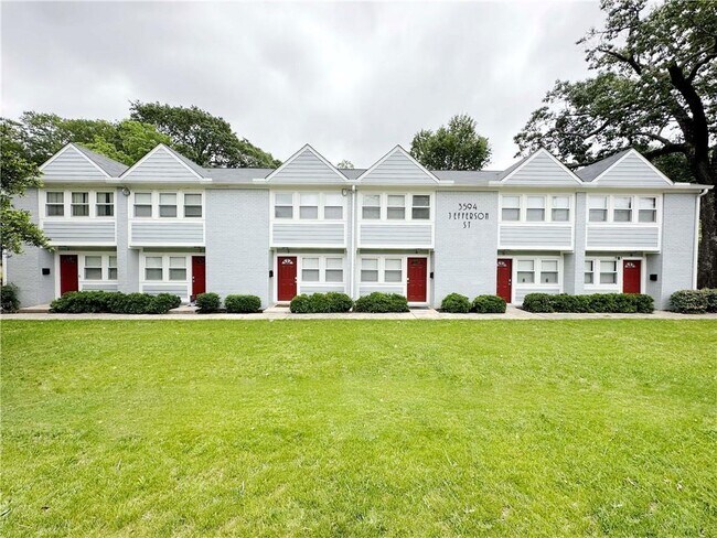 Primary Photo - 3594 Jefferson St