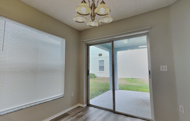 Building Photo - 8904 Bridgeford Oaks Dr