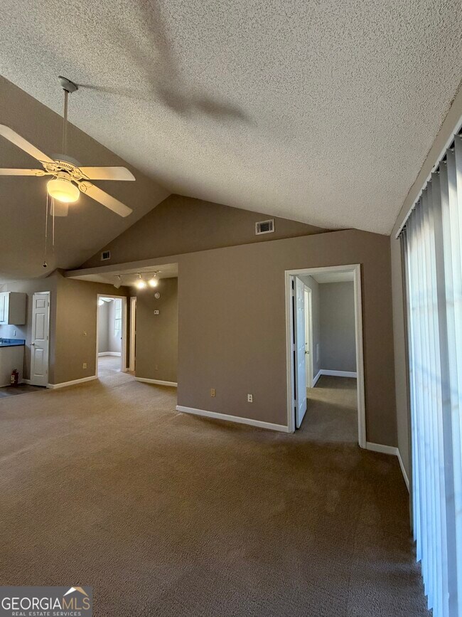 Building Photo - 409 Baltic Ct