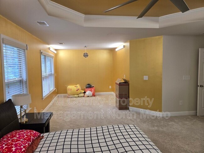 Building Photo - 1160 Sterling Brooke Dr