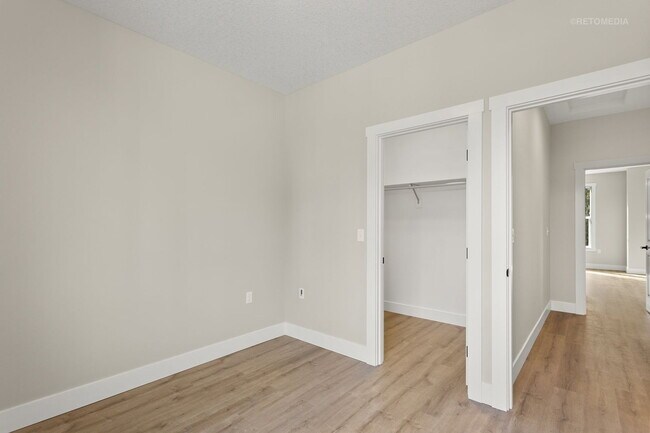 Building Photo - 4247 Verda Ln NE