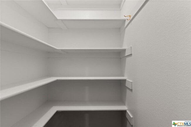 Building Photo - 1623 Anna Lee Dr