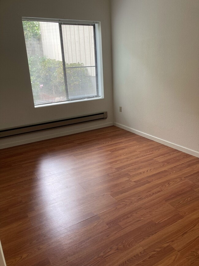 Bedroom - 417 Cabrillo St