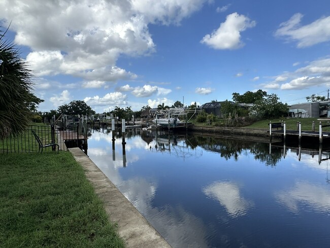 Building Photo - "Elegant 3-Bed Waterfront Home"