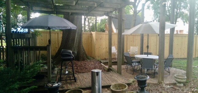 Building Photo - 3812 13th St N