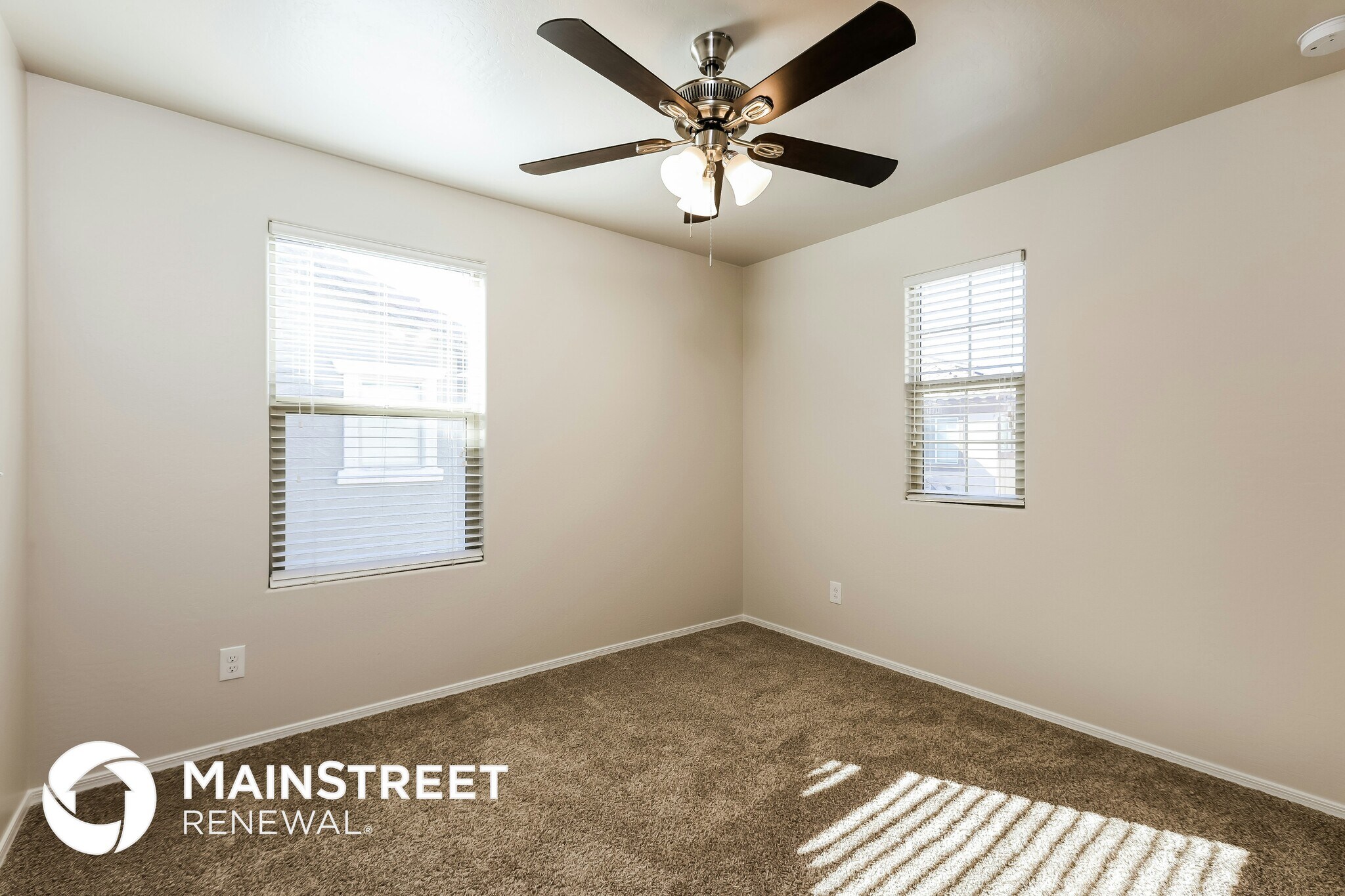 Building Photo - 16603 W Sierra St