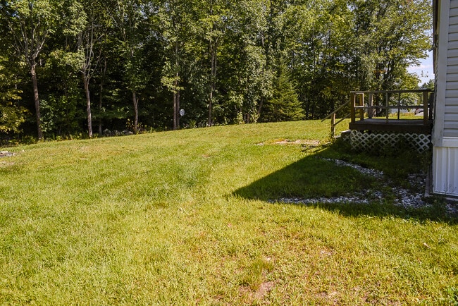 Building Photo - 16 Hilltop Dr