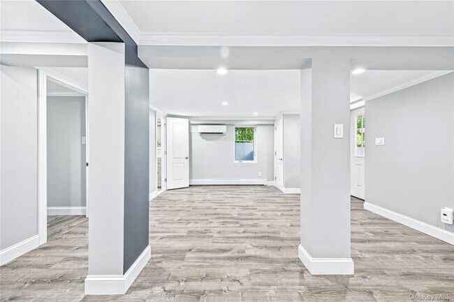 Building Photo - 131 N Coleman Rd