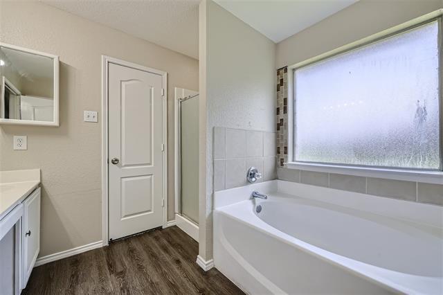 Building Photo - 6420 Sun Crest Ct