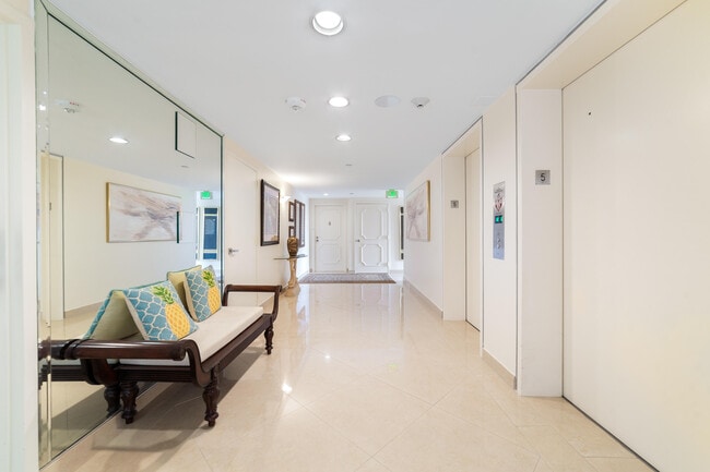 Building Photo - 4101 N Ocean Blvd