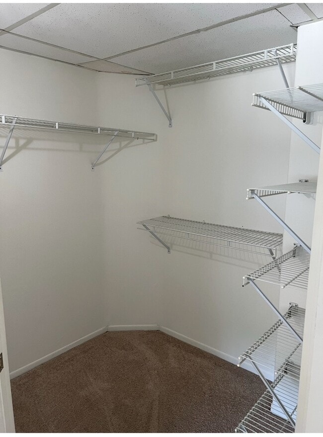 Building Photo - 15455 Sherman Way