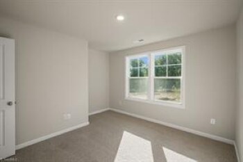 Building Photo - 1694 Hallview Ct