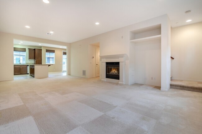 Building Photo - Live in Luxury: Fully Upgraded 2 Bedroom P...