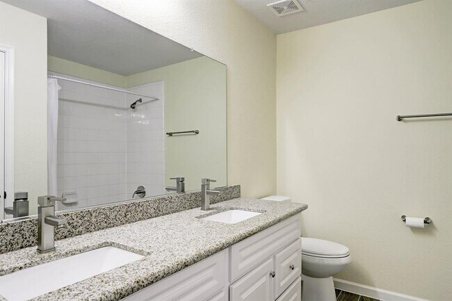 Building Photo - 3019 Park Springs Ln