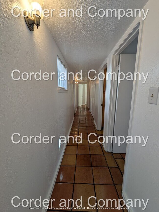 Building Photo - Spacious and naturally lit 4 Bathroom, 2 Bathroom, 2 Car Garage Home at 1,933 Sq Ft.