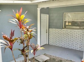 Building Photo - 113 Jay Dr