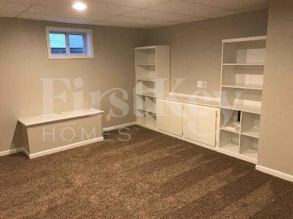 Building Photo - 1245 Holly Forge