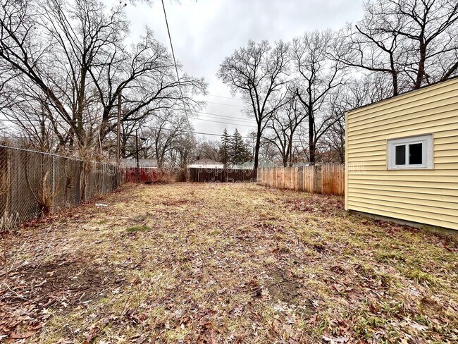 Building Photo - 2174 Continental St