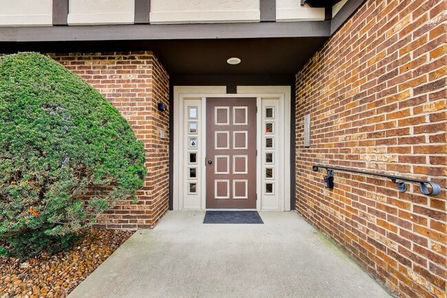 Building Photo - 639 Big Timber Dr